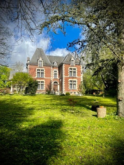 Domaine De La Croix De Saint Lambert Bed and Breakfast Poix-Terron Buitenkant foto